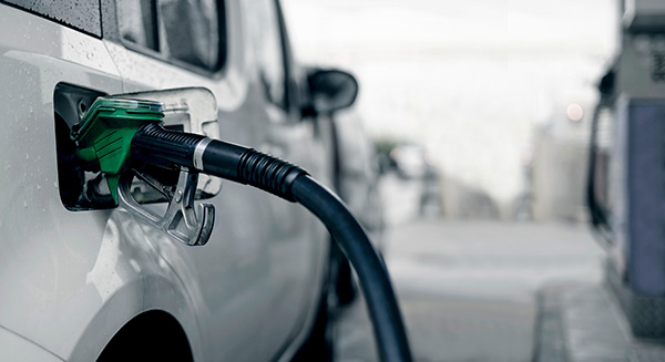 How Does The Gas Pump At The Station Know When The Tank Is Full? | Roesbery Car Care Walnut Creek